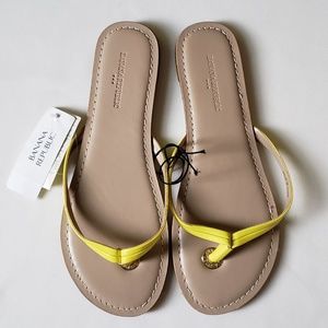 Banana Republic Neon Yellow Petent Leather Size 7
